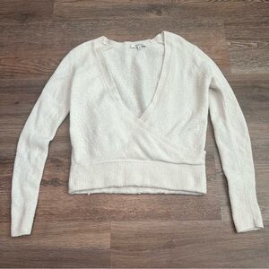 Madewell Faux Wrap V-Neck Sweater Size Small Cream Cozy Knit Pullover Comfy